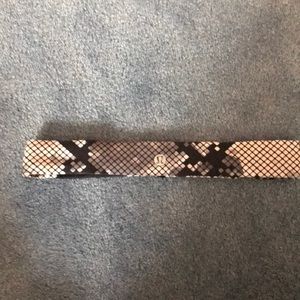 Lulu lemon headband